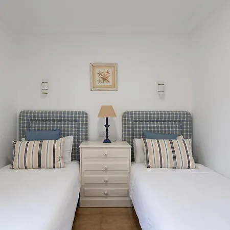 아파트 Front Papagayos