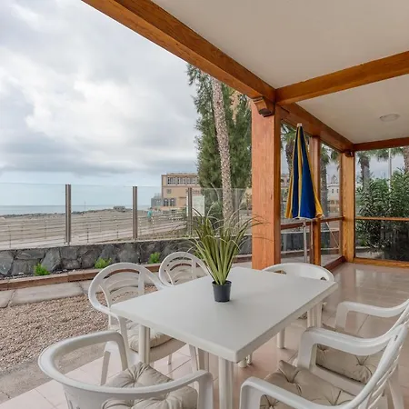 Front Papagayos * San Agustín